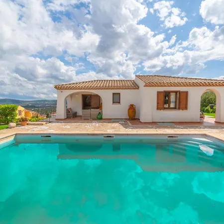 Filomena Con Piscina By Searly Apartment