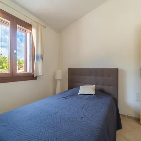 Apartment Filomena Con Piscina By Searly