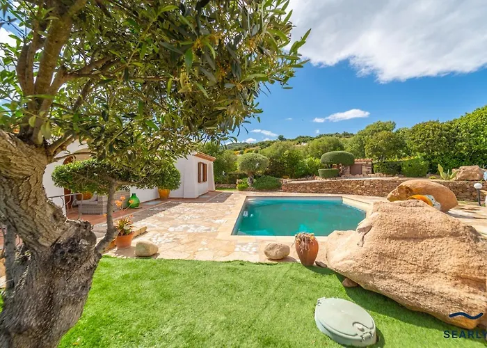 Filomena Con Piscina By Searly